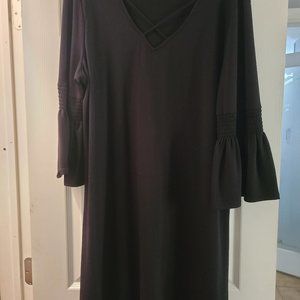 Black cotton bend dress